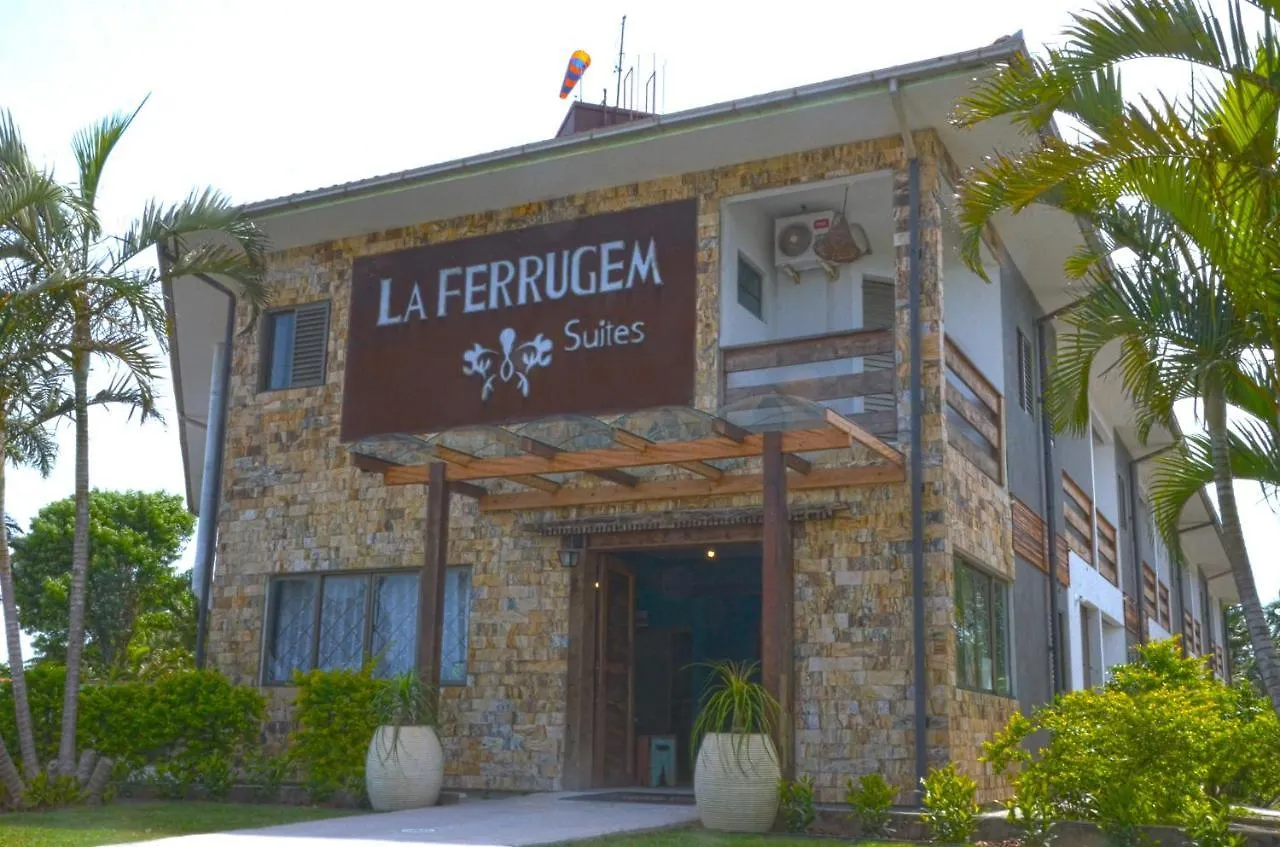 La Ferrugem Suites - 100 Mts Da Praia Garopaba Inn