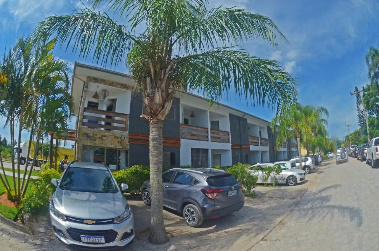 La Ferrugem Suites - 100 Mts Da Praia Garopaba Inn